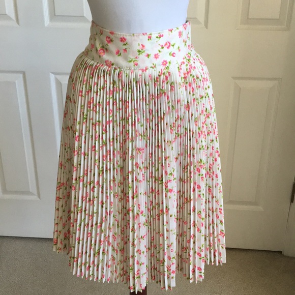 Spring skirt, vintage - Picture 1 of 5